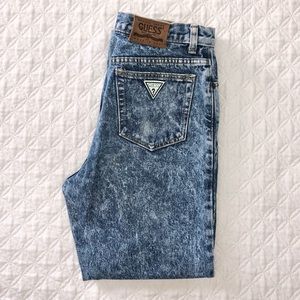 VINTAGE GUESS ACID WASH MOM JEANS